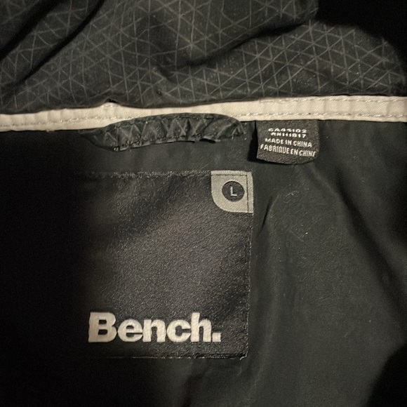 Bench Jacket - Picture 4 of 5